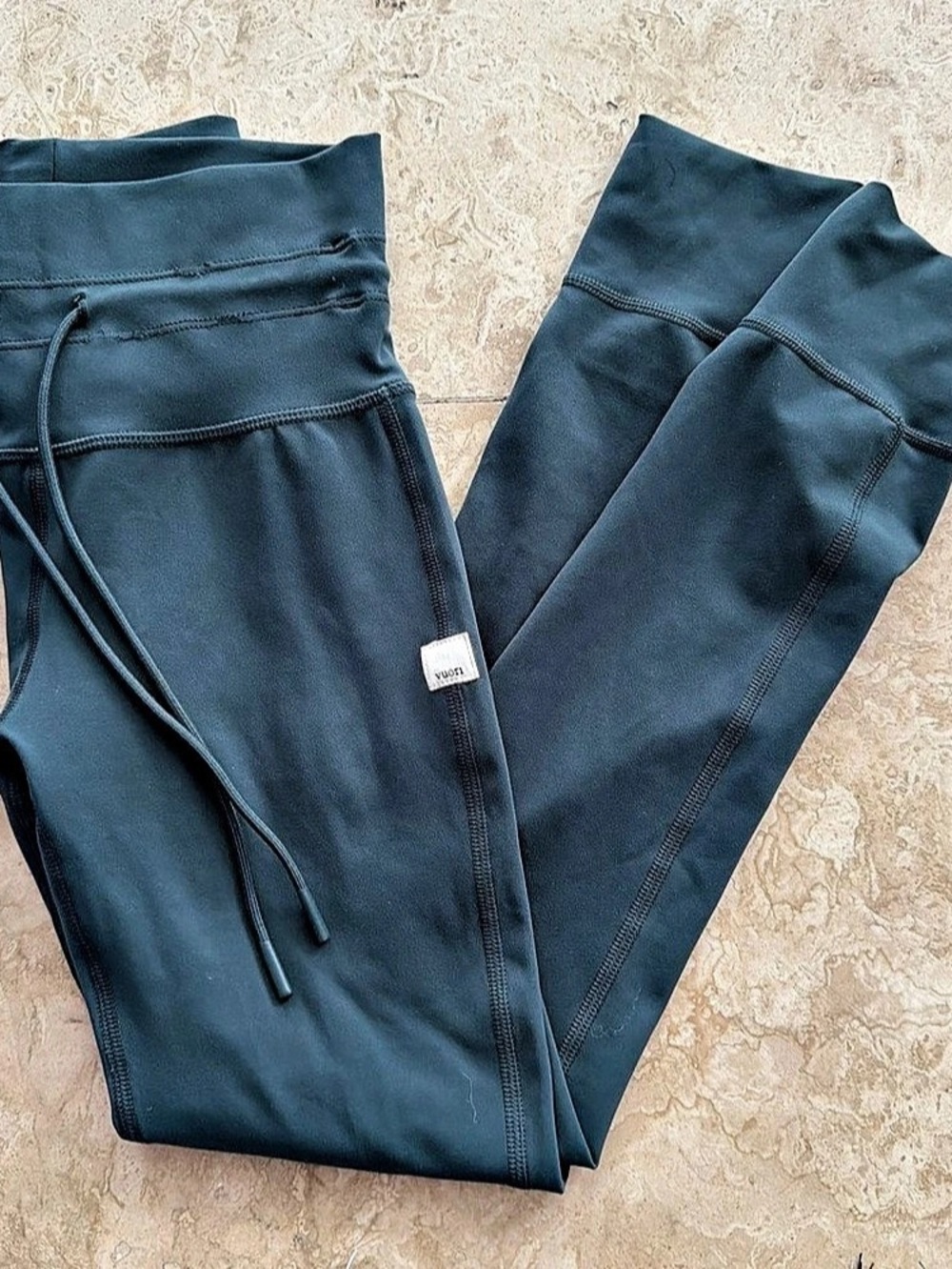 Vuori Daily Legging Athletic Leggings in green Size XS